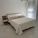 فيلة Neuve A Pied سا سيرْ سور مير